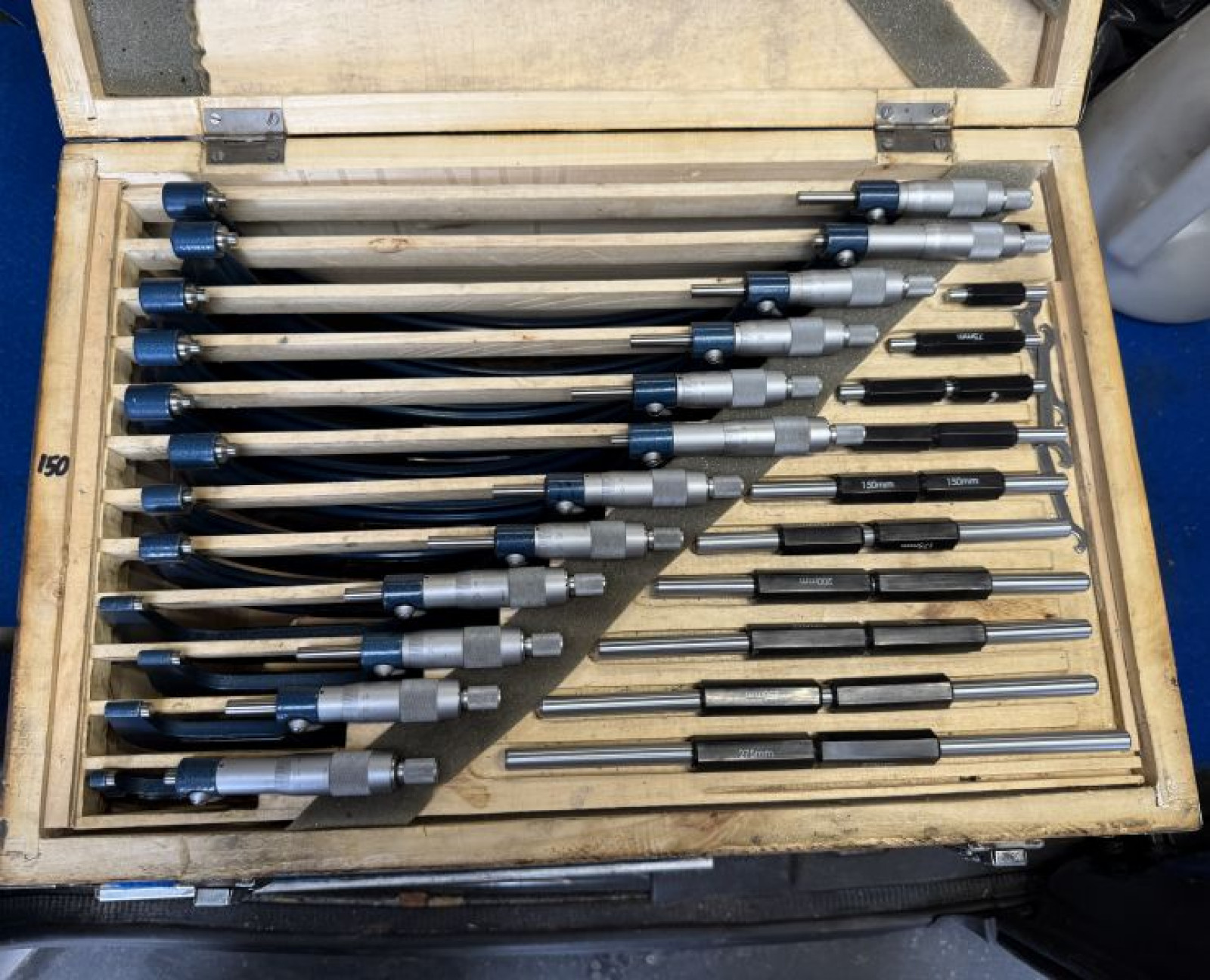 Mikrometerskue 25-300mm