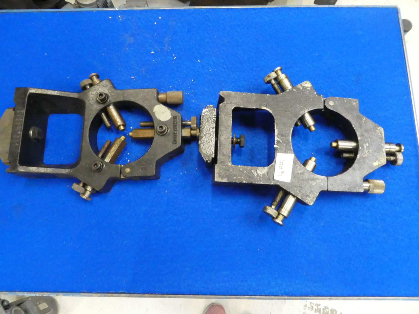 Briller 100mm 2 stk. 