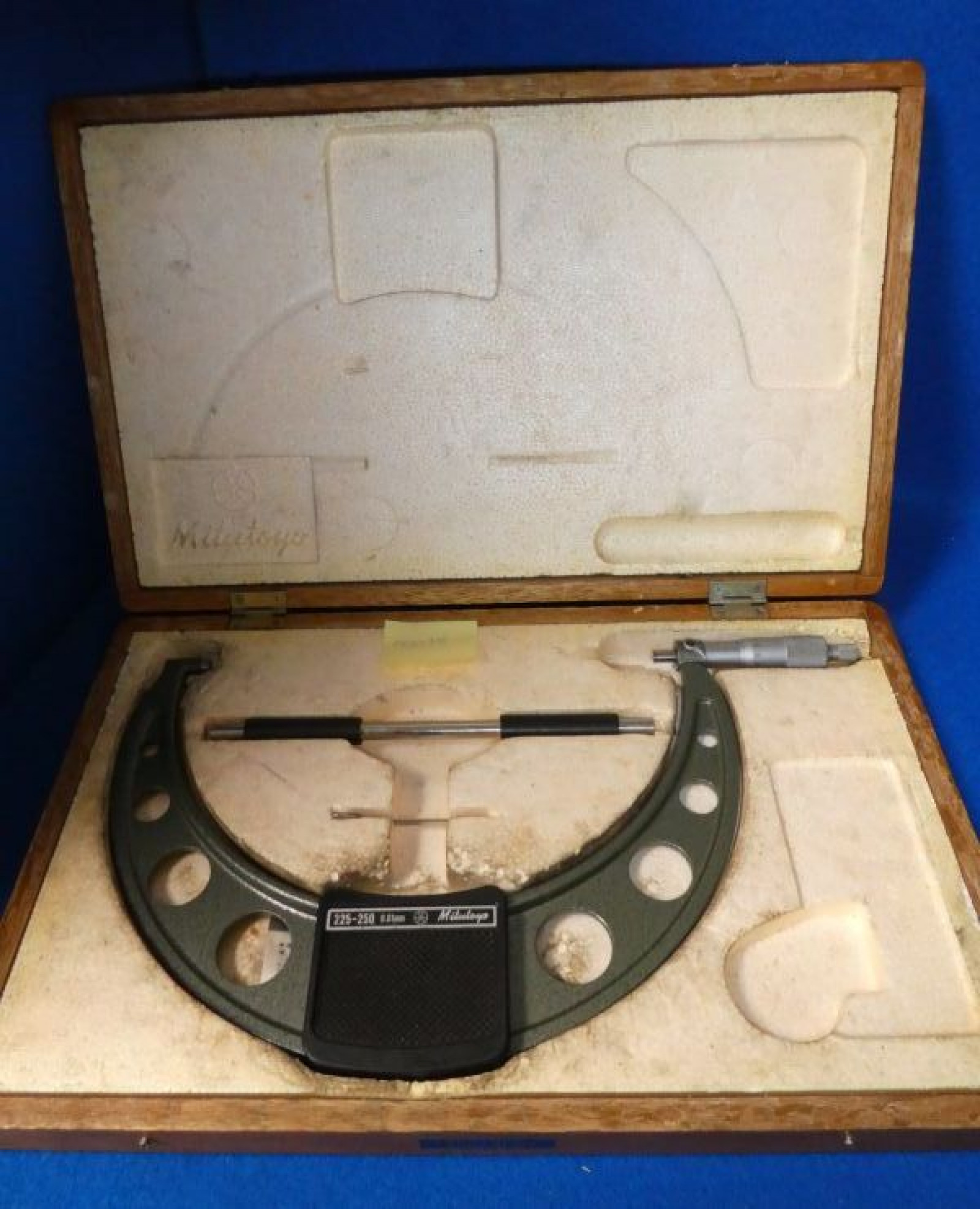 Mitutoyo Mikrometerskrue 225-250mm